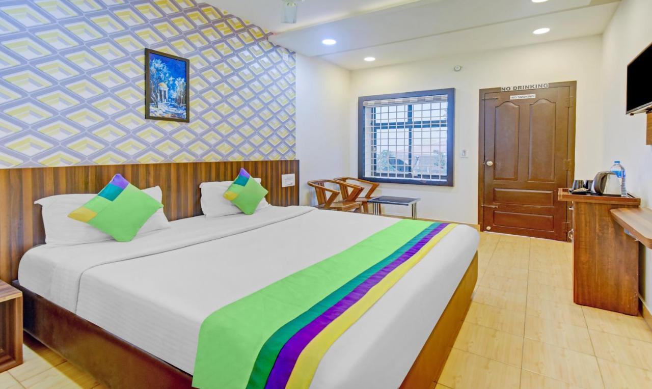 Treebo Igloo Residency Raja Seat Hotel Мадикери Екстериор снимка