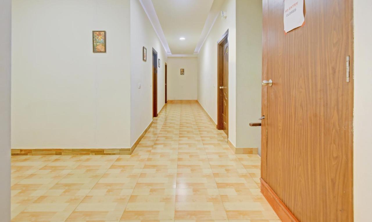 Treebo Igloo Residency Raja Seat Hotel Мадикери Екстериор снимка